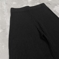 画像9: BLACK COLOR FLARE SILHOUETTE RIB PANTS / W27~ (9)