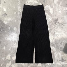 画像1: BLACK COLOR FLARE SILHOUETTE RIB PANTS / W27~ (1)