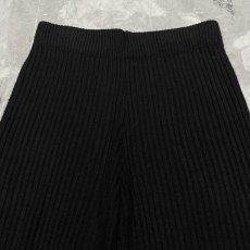 画像10: BLACK COLOR FLARE SILHOUETTE RIB PANTS / W27~ (10)