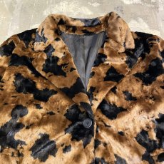 画像10: ALL OVER COW PATTERN FAUX FUR HALF COAT / Mens L (10)