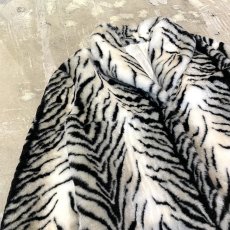 画像3: ALL OVER TIGER PATTERN FAUX FUR HALF COAT / Mens L (3)