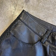 画像8: SIDE CROSS LINE DESIGN STRAIGHT LEATHER PANTS / W29(4) (8)