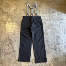 画像2: 【DKNY】GREY COLOR WOOL SUSPENDER DESIGN SLACKS PANTS / W32 (2)