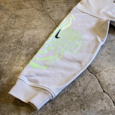 画像7: 【NIKE】FRONT POCKET SHOULDER PRINTED DESIGN L/S SWEAT / Ladies M(L)  (7)