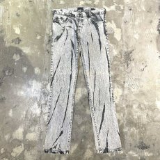 画像1: ALL OVER BLEACHED PATTERN STRAIGHT DENIM PANTS / W33 (1)