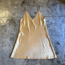 画像2: LUSTER GOLD COLOR V NECK DESIGN CAMISOLE / Ladies M(S) (2)