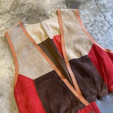 画像3: COLOR SUEDE LEATHER PATCHWORK DESIGN SHORT VEST / Ladies S~M (3)