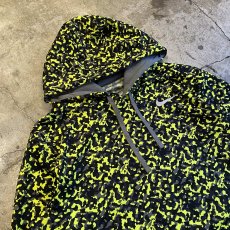 画像3: 【NIKE】NEON COLOR ALL OVER PATTERN ACTIVE DESIGN HOODIE / Ladies L (3)