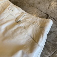 画像6: WHITE LEATHER DESIGN HALF PANTS / W32 (6)